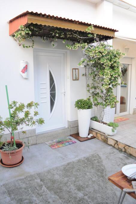 Little House Kucica Vila Banjol Exterior foto